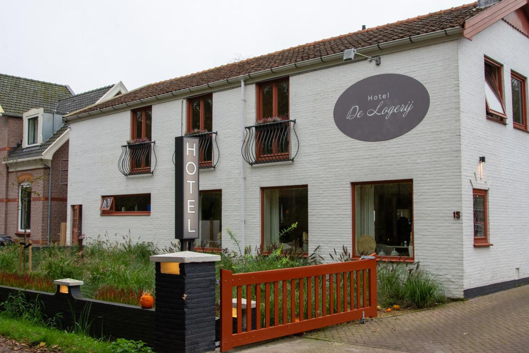 Strandhotel De Logerij Renesse Extérieur photo
